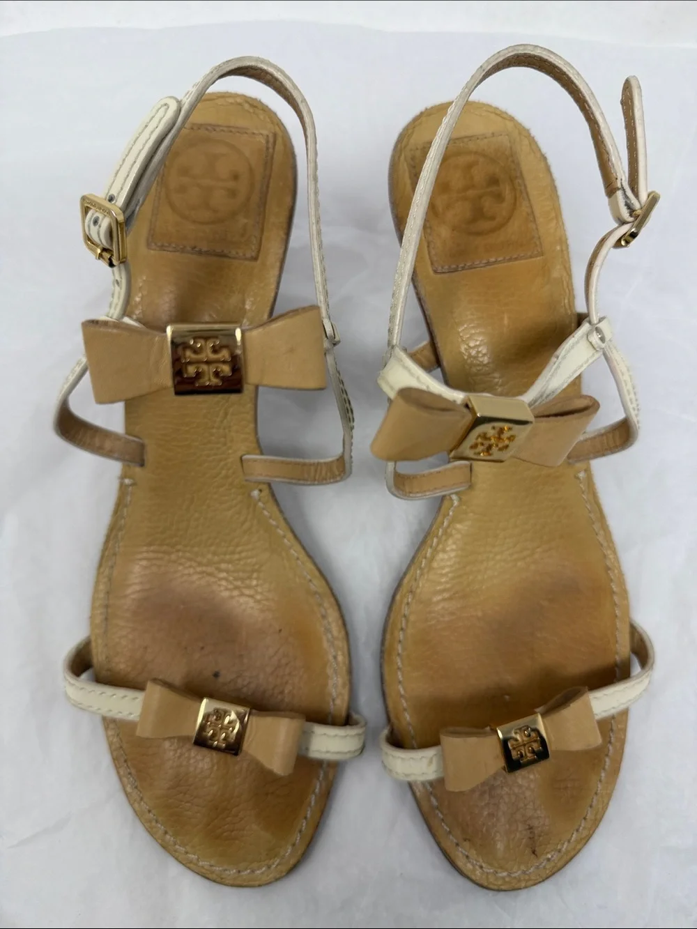Tory Burch Kailey Size 9 Beige Patent Leather Slingback Sandals
